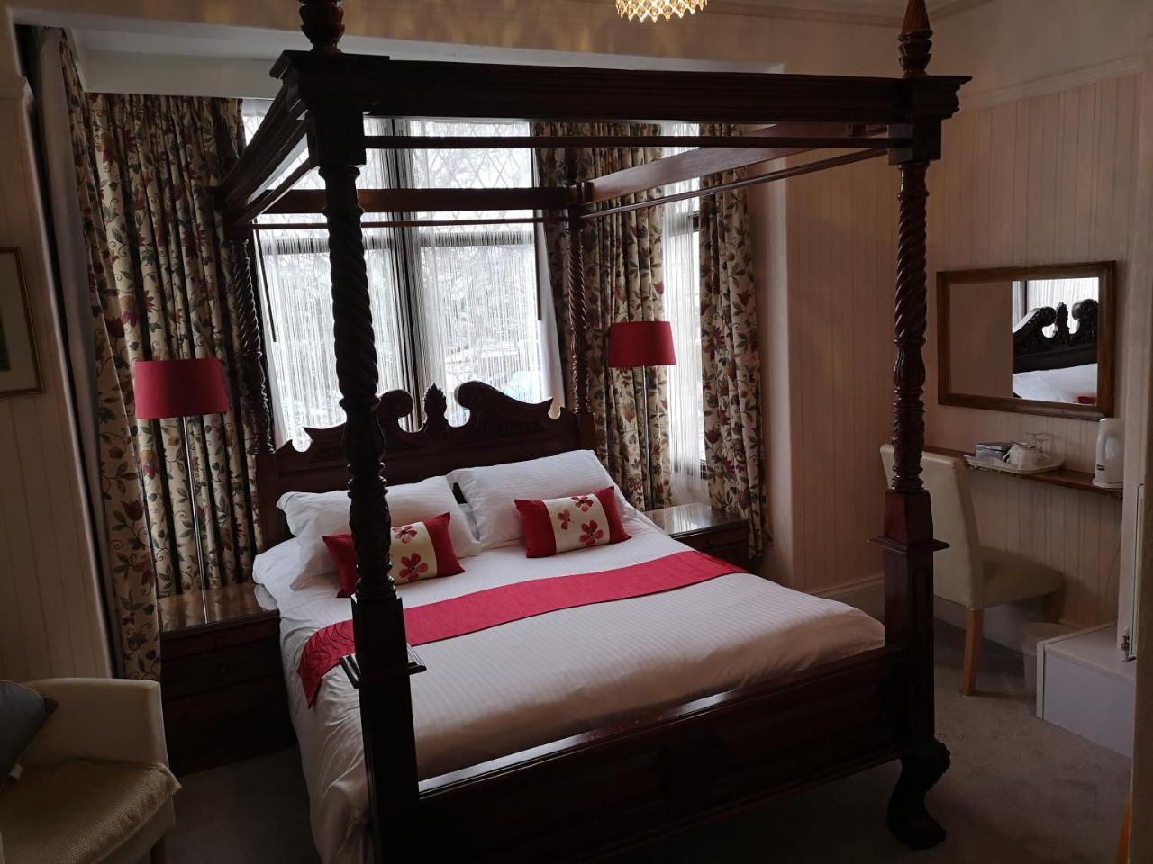 East Mount House Hotel Barrow-in-Furness Ngoại thất bức ảnh